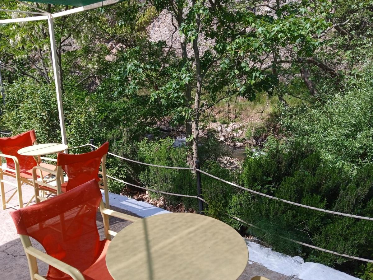 Guesthouse Eleftherios Kalavryta Exterior foto